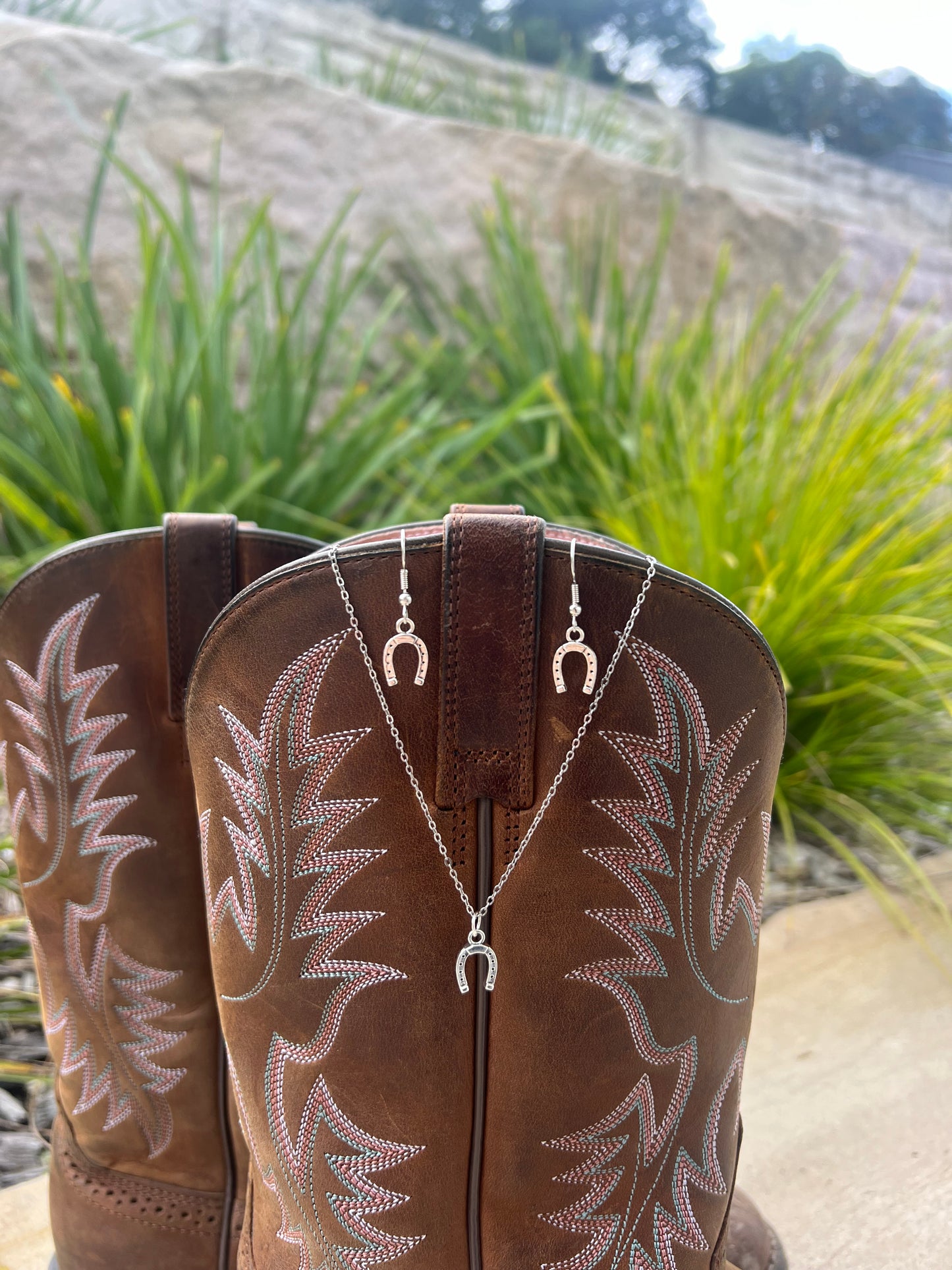 Horseshoe Earrings